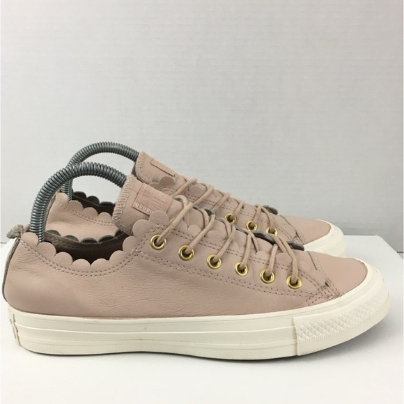 Converse Women’s Chuck Taylor All Star Low Top Pink Scallop - Picture 2 of 7